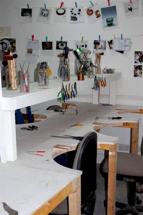 Creative Art Studio Organization Ideas For Workspace Desks 30