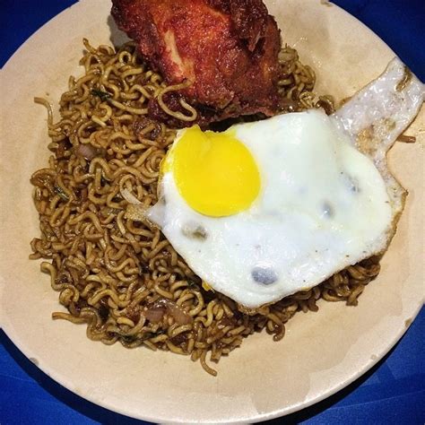 The recipe is in my blog: 8 Best Giler Maggi Goreng Spots In Penang - Penang Foodie