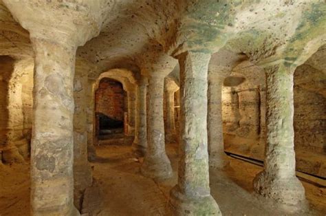 Nottingham Tourism Prime Real Estate Roman Caves Kris In Notts