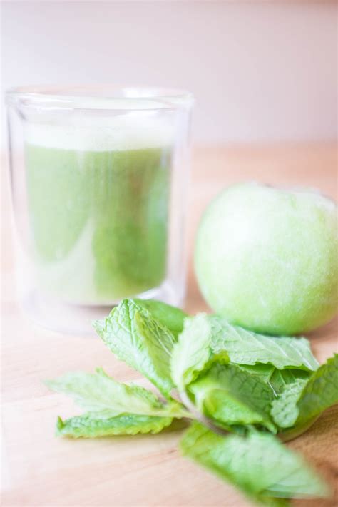Late Summer Green Apple Juice with Cucumber and Mint | Simplicity Relished