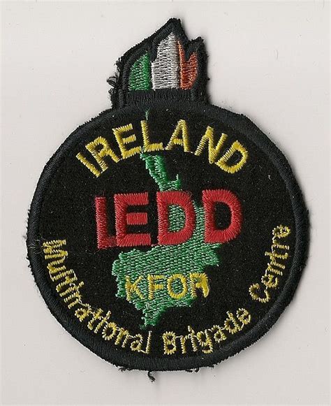 Irish Army Overseas Badge For Sale Irish Defence Forces Eire Irish