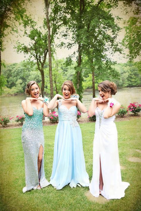 Pin By Liz Johnson On My Photography Prom Poses Prom Photography