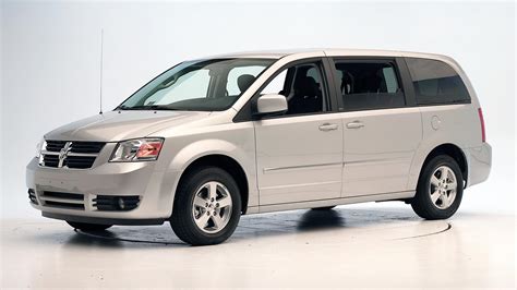 Still, most reviewers find its restyled appearance. 2008 Dodge Grand Caravan