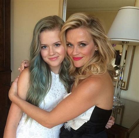 Reese Witherspoons Mit Ihrer Tochter Star Bilder Twitter