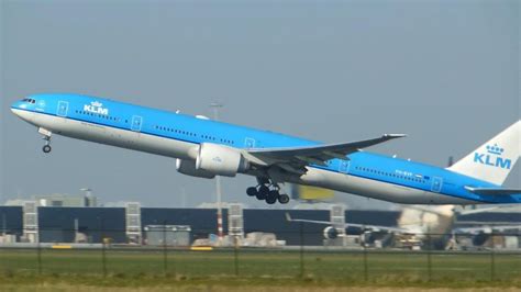 Klm Boeing 777 300 Takeoff Amsterdam Airport Schiphol Youtube