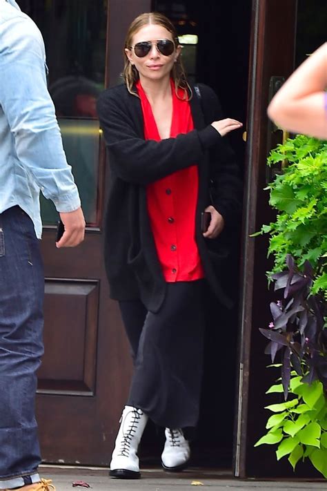 The Mary Kate Olsen Outfits Every Fashion Girl Should Copy Mary Kate