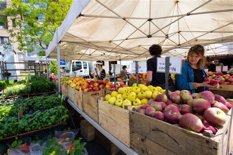 Benefits Of Shopping At A Farmers Market Popsugar Fitness