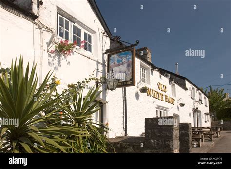 Wales Glamorgan Llantwit Major Market Square Old White Hart Pub Oldest