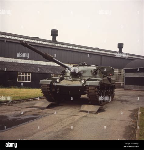 Chieftain The British Armys Latest Tank Which Weighs 50 Tons And Has