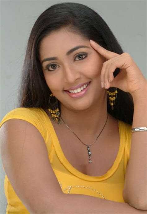 south indian cinema actress navya nair