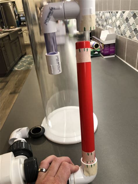 I decided to try and make a calcium reactor with whatever spare parts that i could find around the. DIY Calcium Reactor | REEF2REEF Saltwater and Reef Aquarium Forum