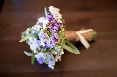 Weddings are a joyous occasion and a great time to come together. DIY Tutorial: How to make your own DIY Wedding Bouquet ...