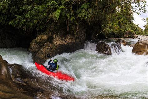 Kayaking Ecuador Rivers With The Locals Ecuador Kayak School And