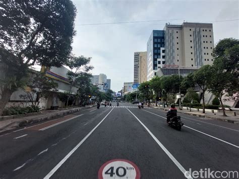 Jalanan Surabaya Terpantau Lengang Di H 3 Lebaran