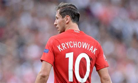 Sevilla przegrała z manchesterem city i ma już tylko teoretyczne szanse na awans do fazy city wyraźnie zgasło w drugiej połowie, ale wciąż prowadzi 3:1. Grzegorz Krychowiak to niegrzeszący techniką, skromny ...