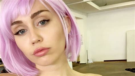 Miley Cyrus 19 Year Old Sister Noah Goes See Through In Wild Instagram