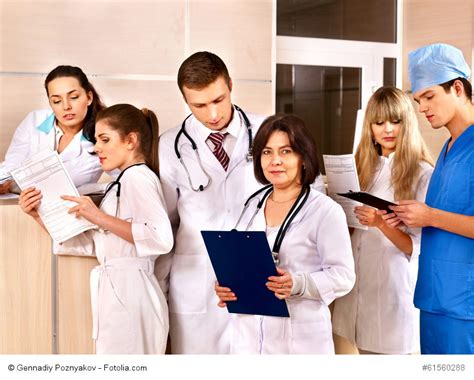 Find the perfect étudiant en médecine stock photos and editorial news pictures from getty images. Le Saviez-Vous Le syndrome des étudiants en médecine ...