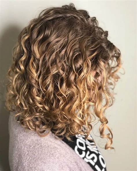 Shoulder Length Curly Hair Style