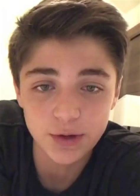 Asher Angel Height Weight Age Body Statistics Gracefulbull