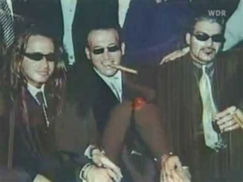 Check spelling or type a new query. Bandenkrieg. Neco Arabaci und sein Aufstieg zum Paten von ...