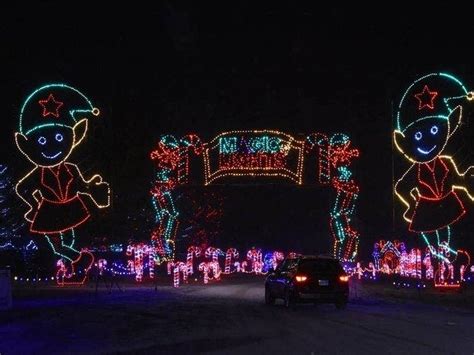 Drive Thru Holiday Lights Show Opens At Gillette Stadium Foxborough