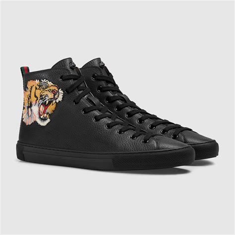 Leather High Top Sneaker With Tiger Gucci Mens Sneakers 451621bxoa01060