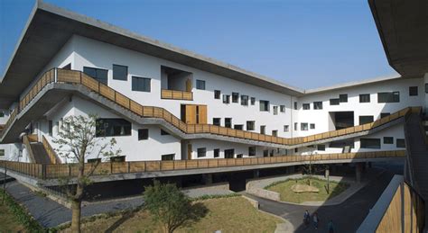 Eva S Travel Diaries Pritzkers Prize Won By Wang Shu Year Old Chinese Architect