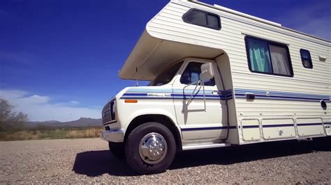 See How This Couple Remodeled A 1989 Class C Motorhome Class C Rv