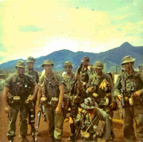 Vietnam Usmc Recon Photographs Ephemera Photographs And Military