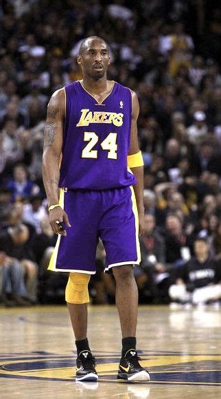 Kobe Bryant Pictures Kobe Bryant Black Mamba Basketball Pictures