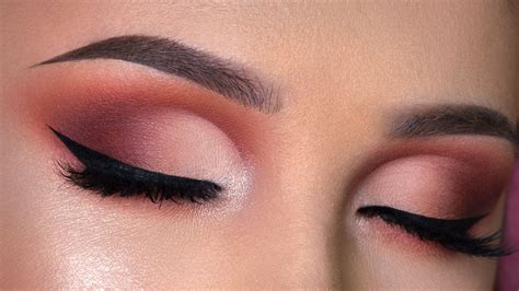 5 Tips To Achieve The Perfect Cut Crease Mademoiselle O Lantern