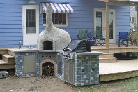 The pompeii oven is a set of outdoor oven plans to build an italian brick oven. 15 DIY Pizza Oven Plans For Outdoors Backing - The Self ...
