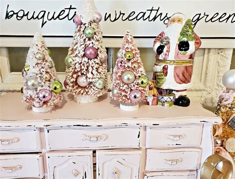 Each set comes with the salia stoneware 6 bowl. Pictures Of Christmas Decorated Bread Bowls : After 20 ...