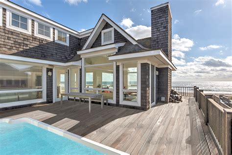 Hamptons Oceanfront The Cost Premium To Live On The Water Out East