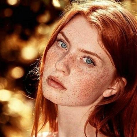 Pin By Design Tribe On 14 Redheads Redheads Freckles Beautiful Red