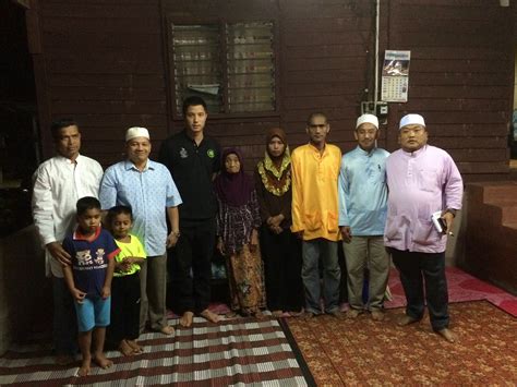 Check spelling or type a new query. WZWH: Kembara Sahur Tengku Temenggong Pahang Dekati Rakyat ...