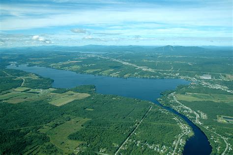 Lac Magog — Wikipédia