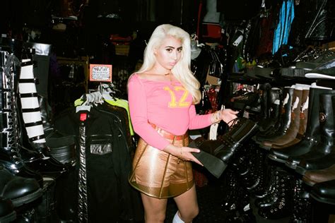 Meet Kali Uchis Your Favourite Rappers New Favourite Singer Vice