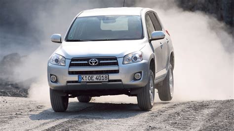 Toyota Rav Ca W Aktuelle Tests Fahrberichte Auto Motor Und Sport
