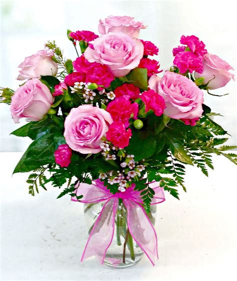 Lovely In Pink Bouquet V 1173 Fiesta Flowers Plants And Ts Pink