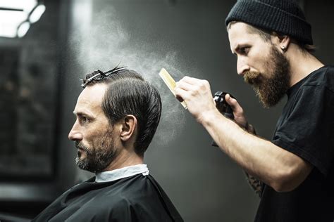 Why are barbers using fire to cut hair? British Barber of the Year back for 2018 - VTCT