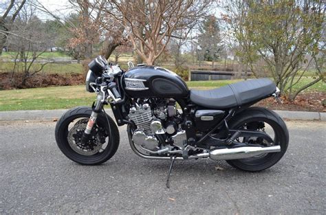 Café racer / wie plane und baue ich einen cafe´racer. triumph thunderbird cafe racer - Google Search | Triumph ...