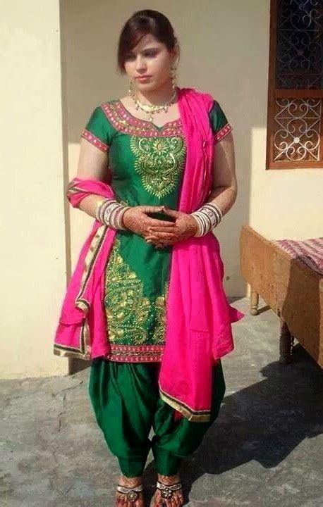 Beautiful And Hot Girls Wallpapers Punjabi Aunties