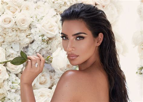 Kim Kardashian Is Officially A Billionaire Mvc Magazine
