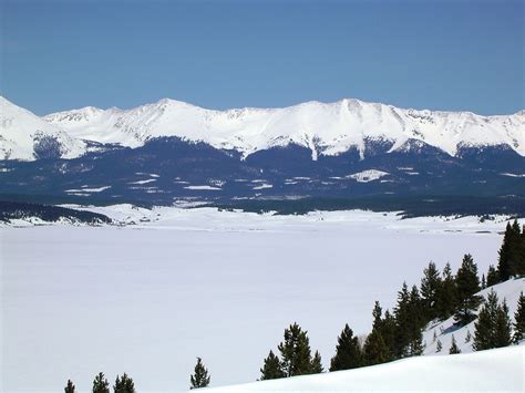 Taylor Lake In Winter Colorado Mountains Colorado Homes Beautiful