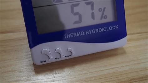 Household Cold Room Temperature Humidity Meter Digital Room Thermometer