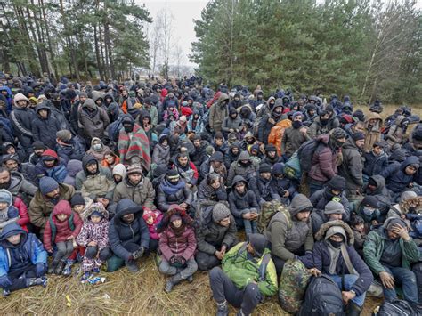 Migrants Caught In The Middle Of Poland Belarus Border Crisis Hias