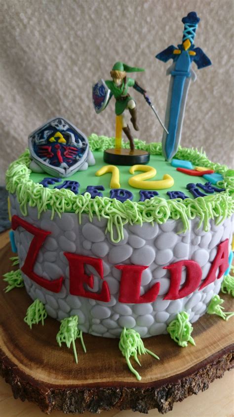 16 Best Zelda Cake Images On Pinterest Zelda Cake