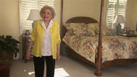 Where Does Betty White Live