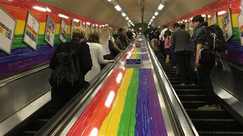 London Tube To Welcome Passengers With Gender Neutral Announcements Cnn